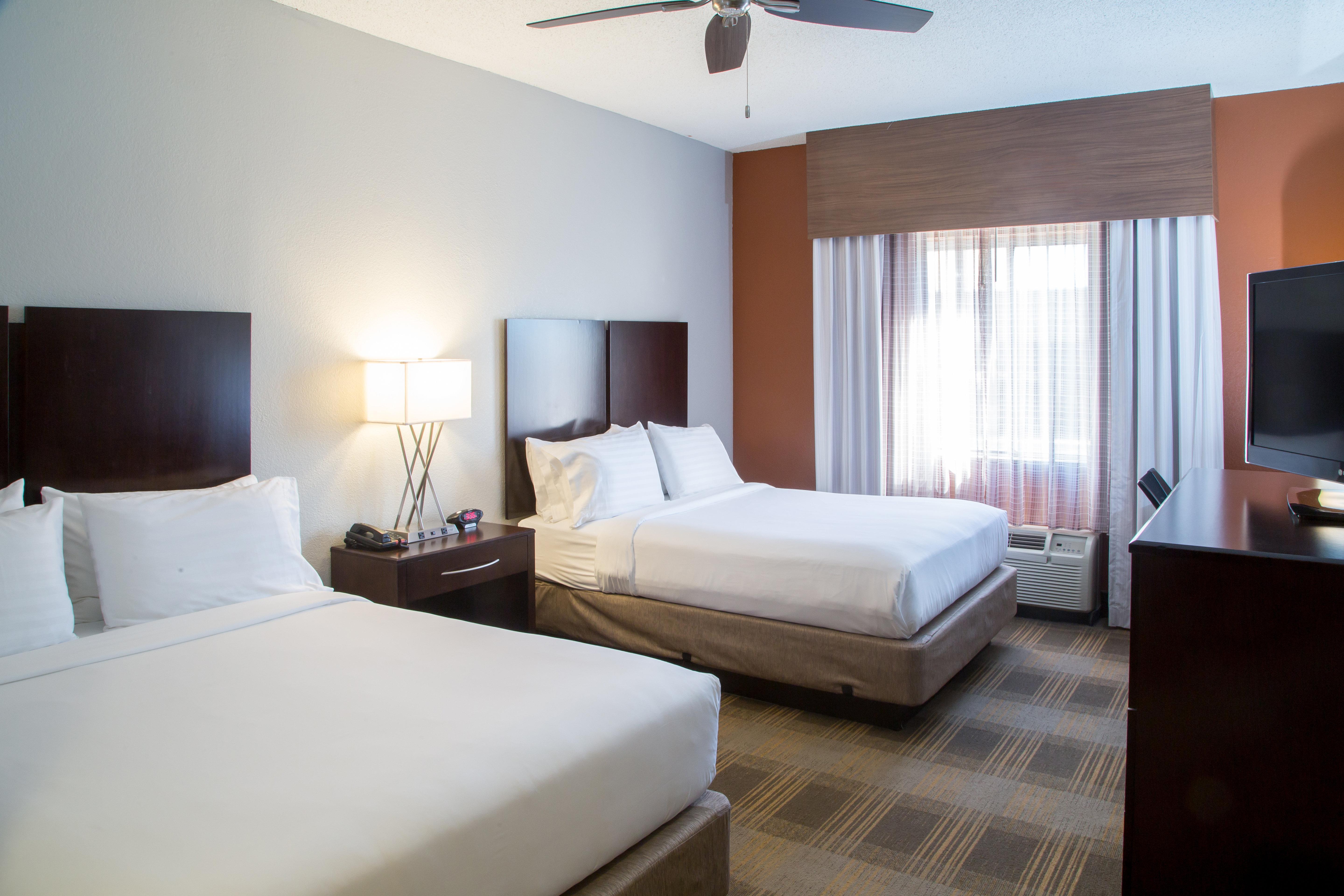 Holiday Inn Express & Suites - Oxford By Ihg Εξωτερικό φωτογραφία